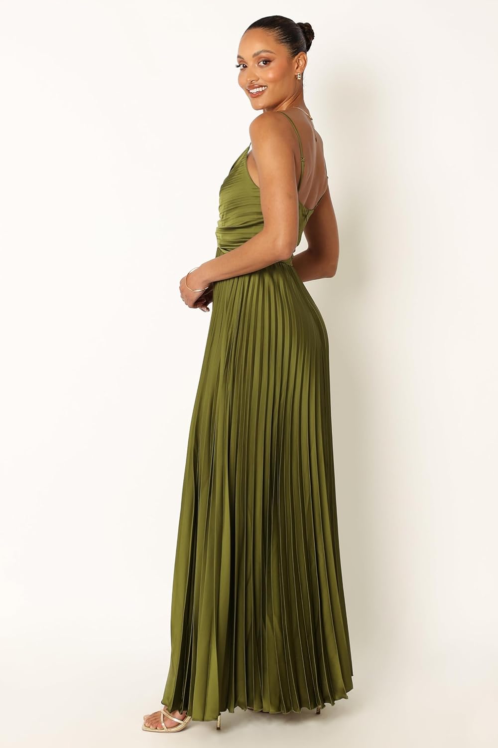 Aneira | Robe Élégante Plissée