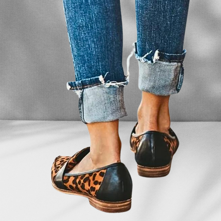 MALINA™ | Mocassins en daim à forme pointue